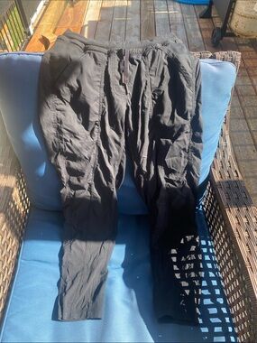 Lululemon joggers NWOT!